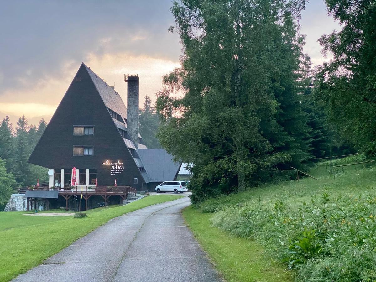 Relax Hotel Bara Benecko Eksteriør bilde